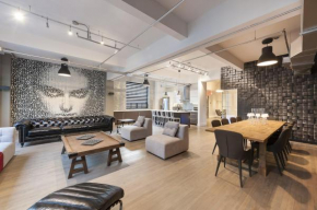 The Executive Loft at the Holland Hotel, Montreal